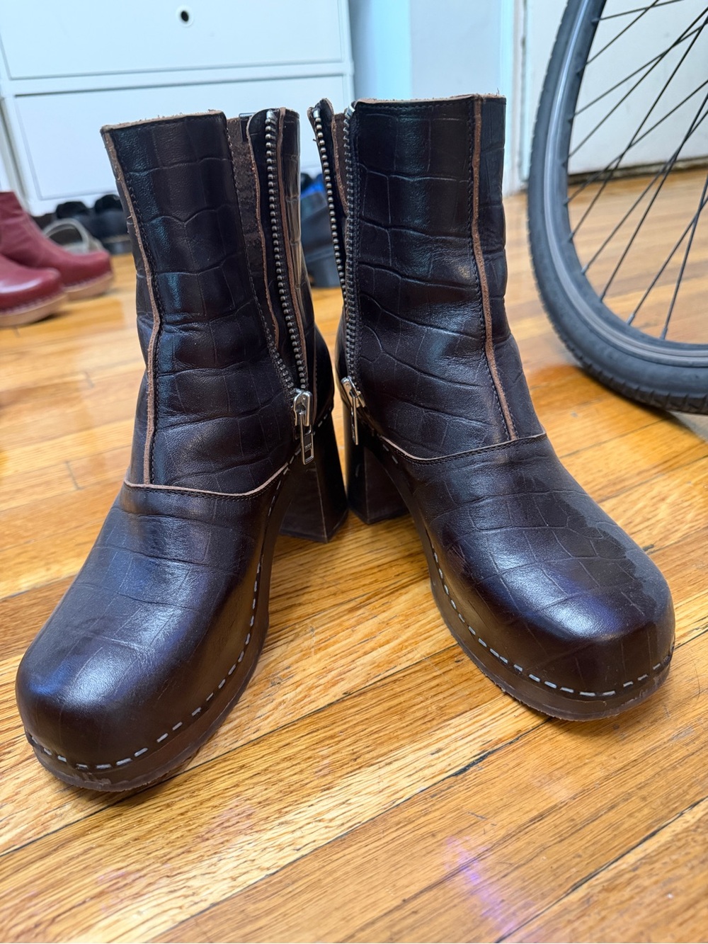 Swedish hasbeens Brown Croc-Embossed Platform Ankle Boots with Side Zipper